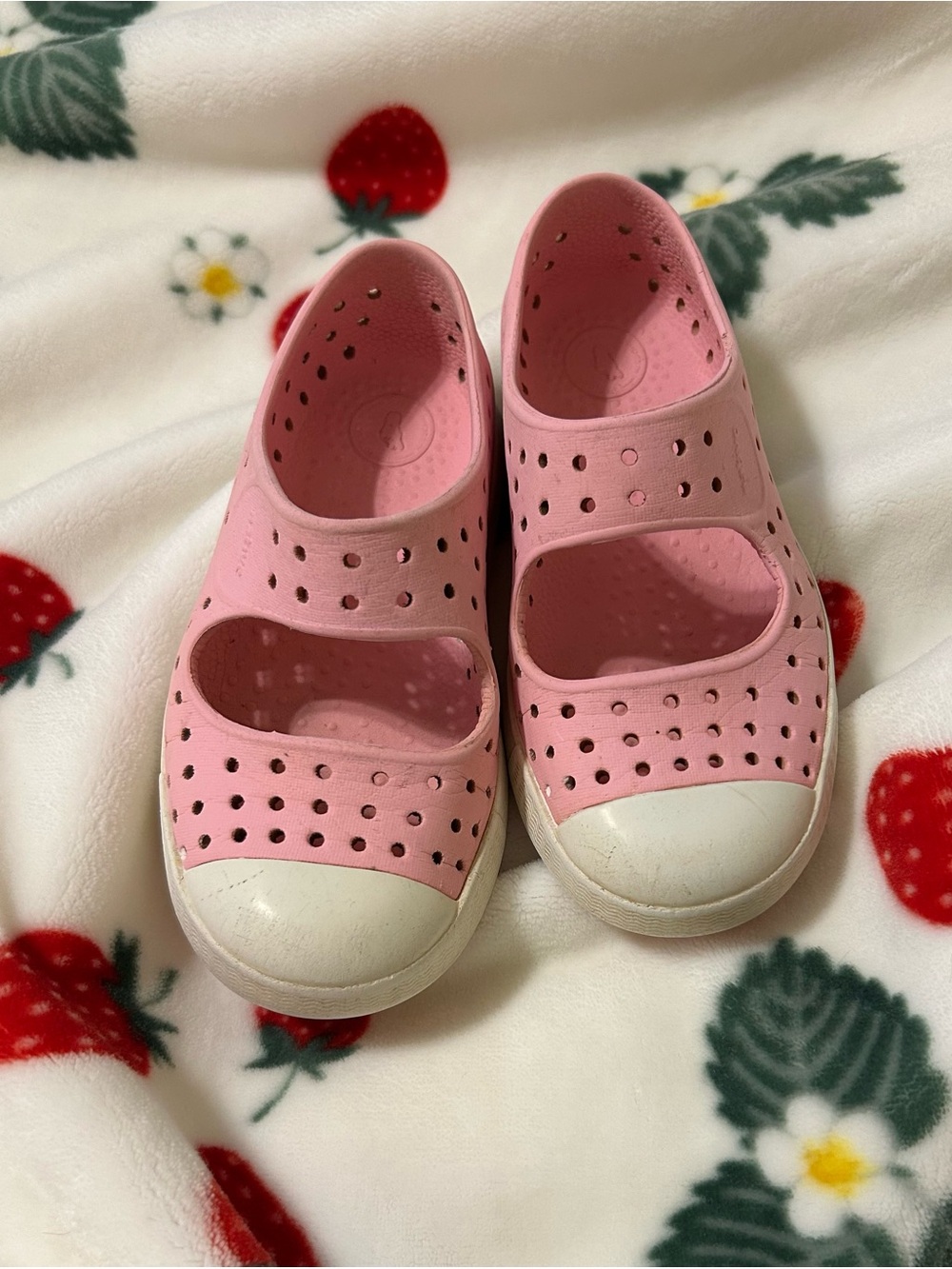 Native Pink Slip-On Perforated Mary Jane Shoes Size 8/9 Toddler